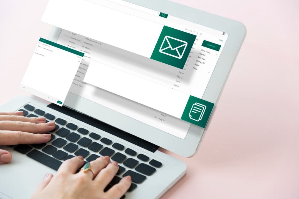 seo reporting with email